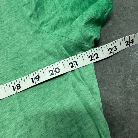 Vintage Y2k Guess Mcbling Tiger Pyramids 1987 Green Pink Graphic Tee Women's XL - Picture 6 of 6